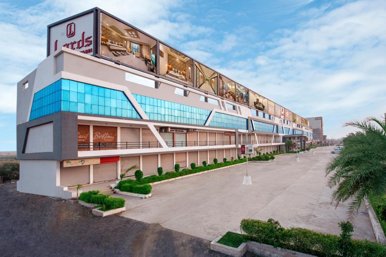 Lords Eco Inn Morbi Exterior foto