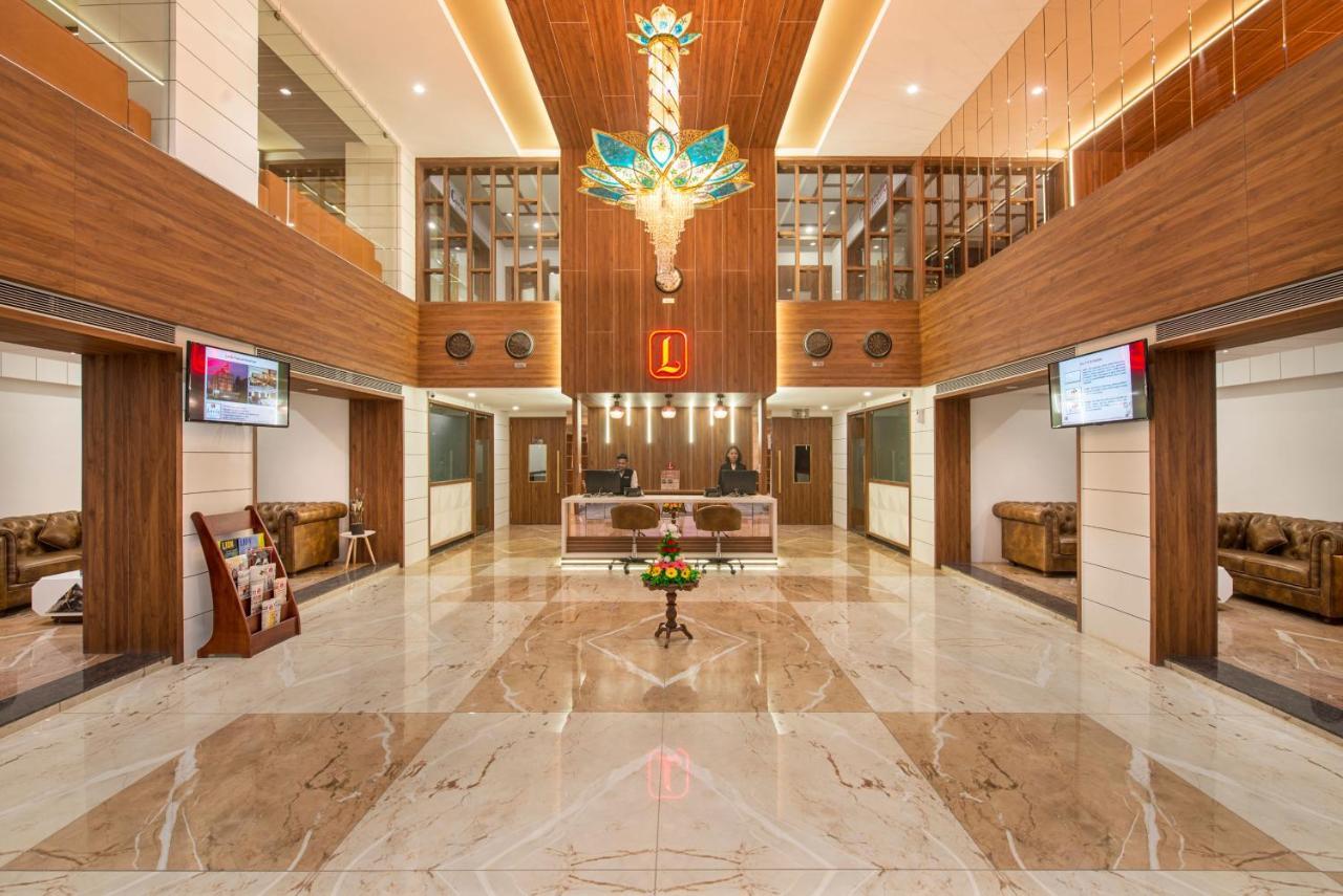 Lords Eco Inn Morbi Exterior foto